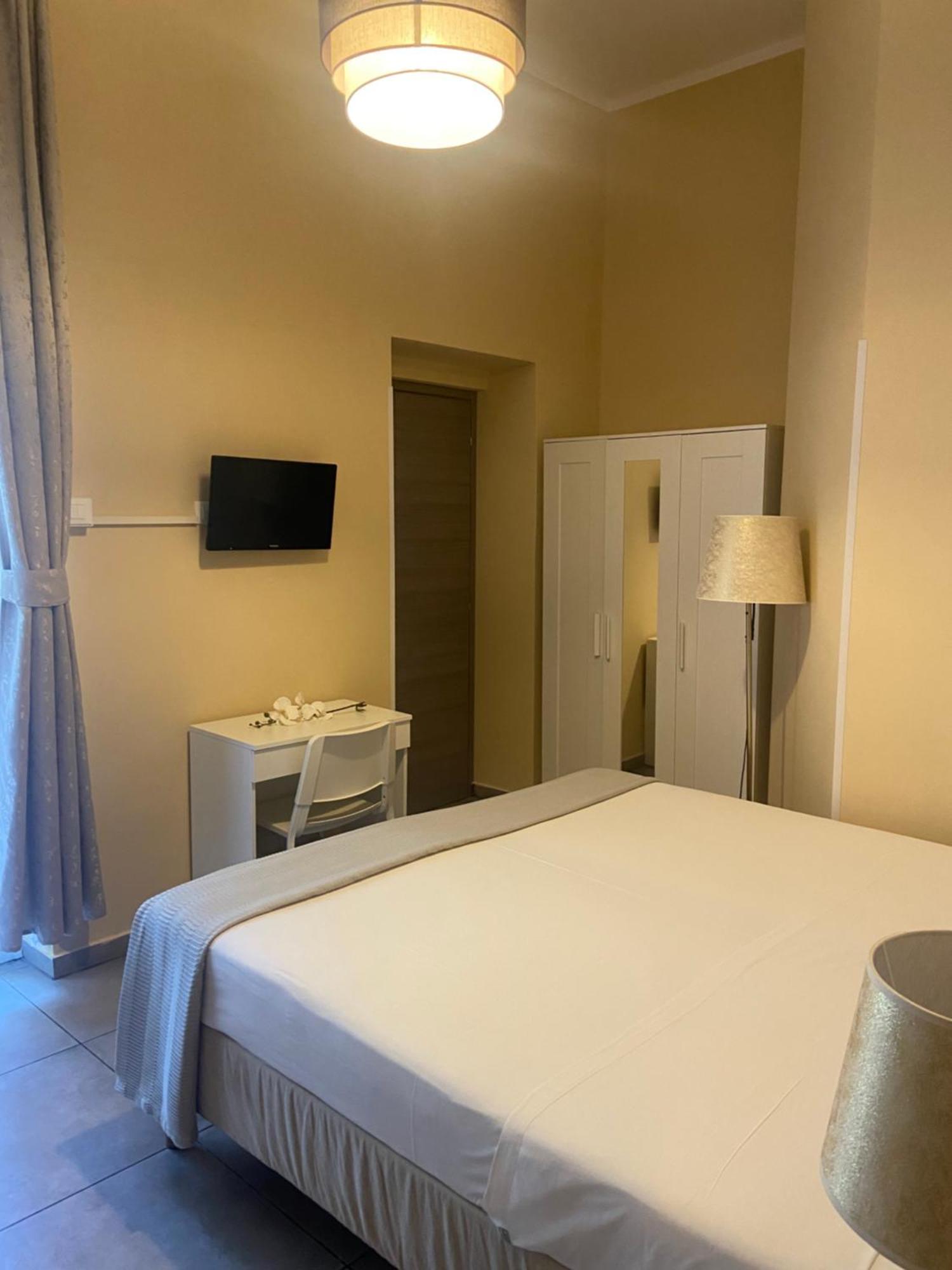 Paradise Inn Livorno Buitenkant foto