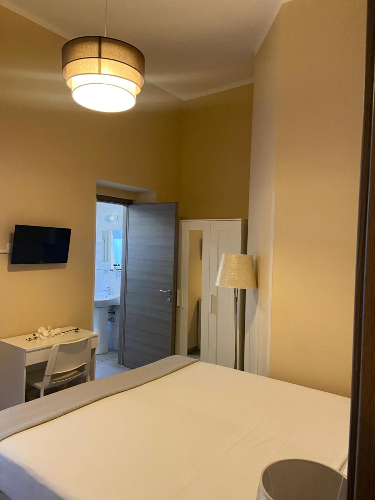 Paradise Inn Livorno Buitenkant foto